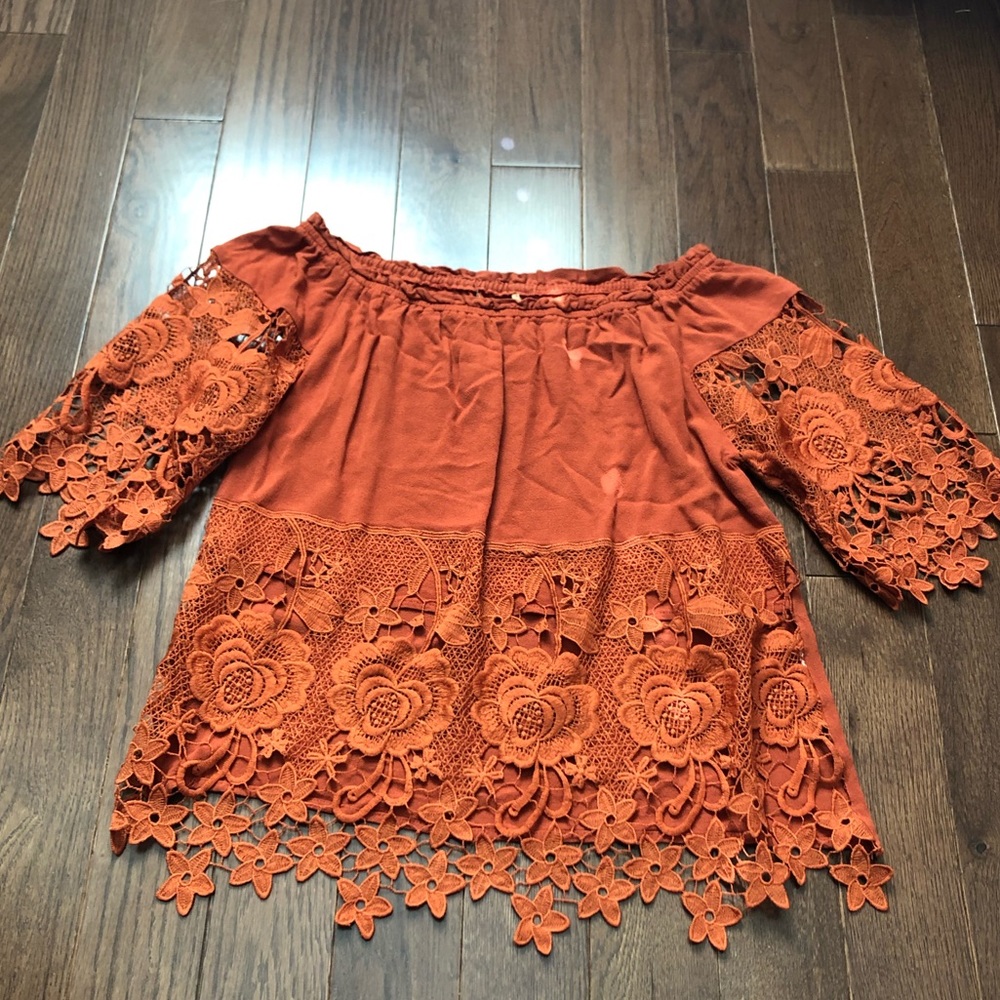 Off the shoulder floral cutout top
